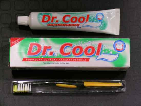 Front of Pack of Dr Cool Toothpaste (20gm) withTtoothbrush
